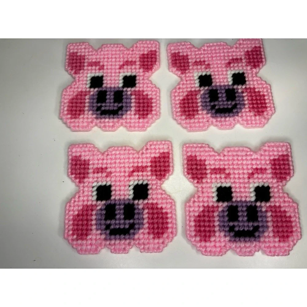 🐷Coasters Pals Pink‎ Pig - Plastic Canvas - Homemade- Comes With Holder